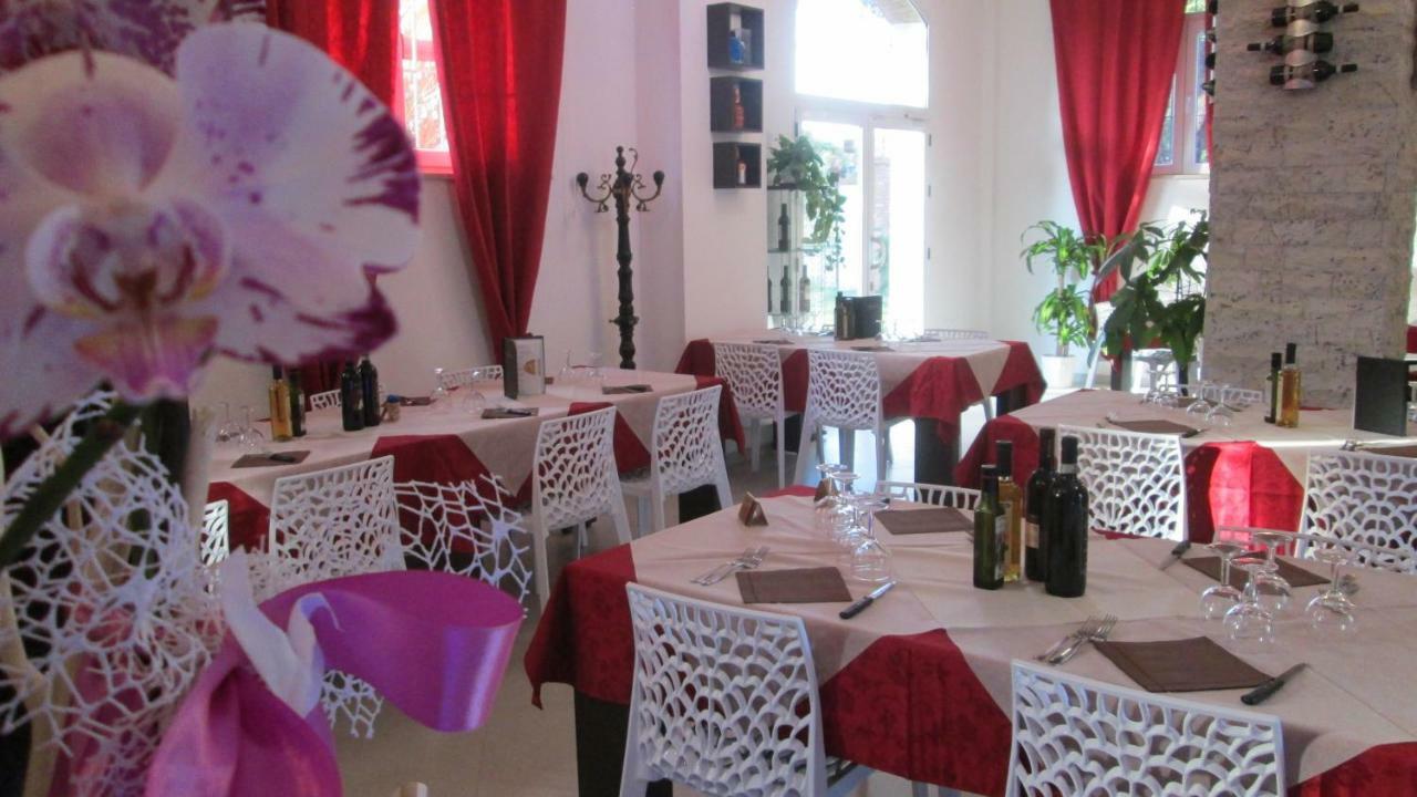 فندق Casa Eraldo Castellaccia المظهر الخارجي الصورة